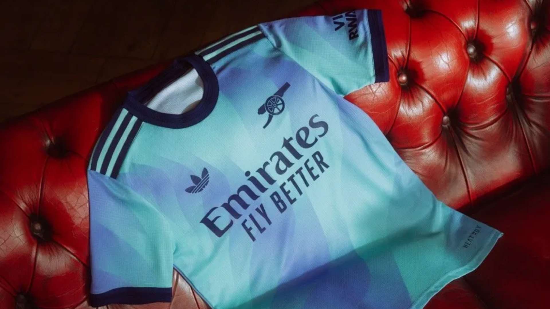 奠定了坚实 奠定了坚实